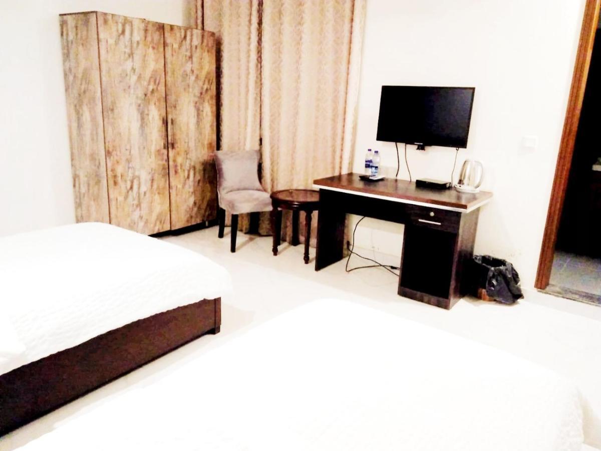 Jade Dragon Hotel Dha Lahore Ngoại thất bức ảnh